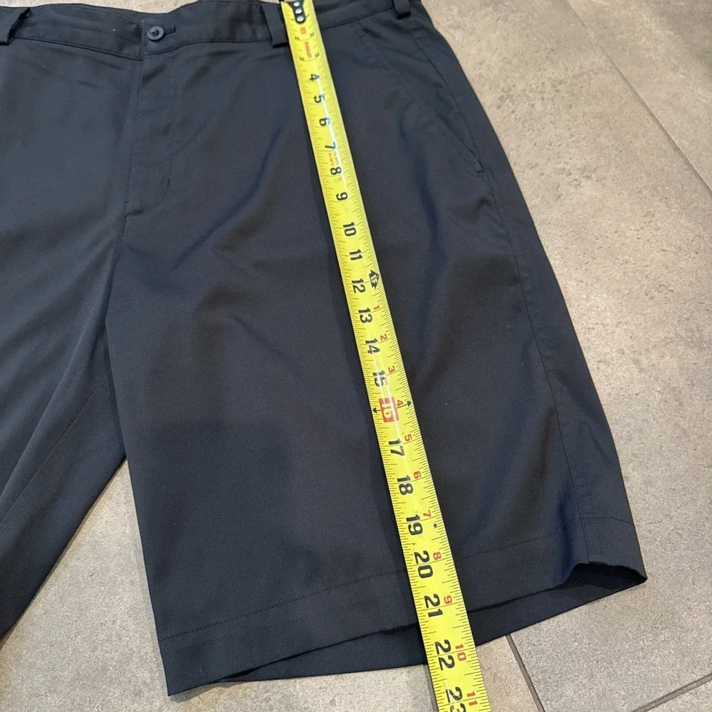 Nike Golf Dri-FIT Mens Black Flat Front Performance Shorts Size 36‎